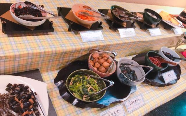 Breezbay Hotel & Resort Gero