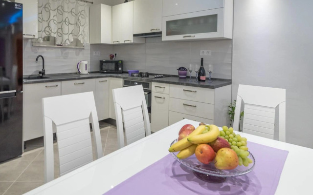 New 4* apartment "Orto" in the center of Trogir