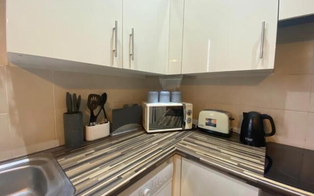 Cosy studio apartment - recently renovated!