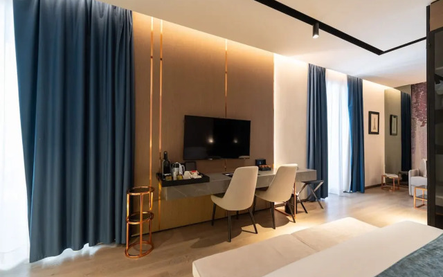 Agra Suites