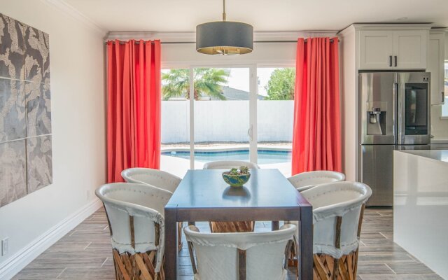 Spacious 4BR Near Old Town by WanderJaunt