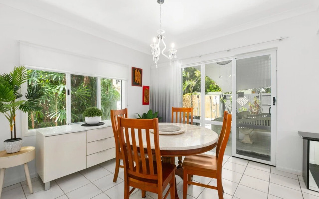 Private Pool Apt. in Alamanda Resort 61