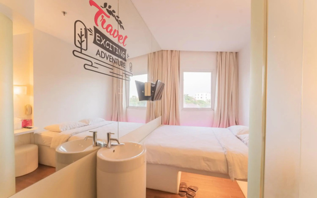 J.Icon Hip Hotel