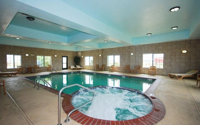 Best Western Henrietta Inn & Suites