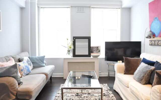 Central 2 Bedroom Property in Marble Arch