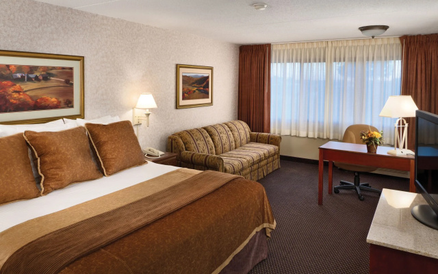AmericInn by Wyndham Watertown