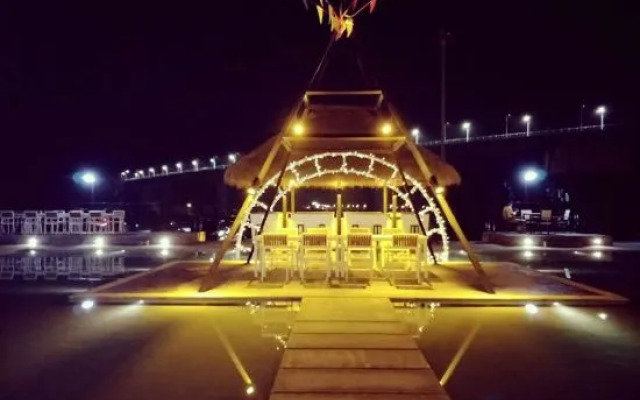 Zuoshe Linghai Boutique Hotel