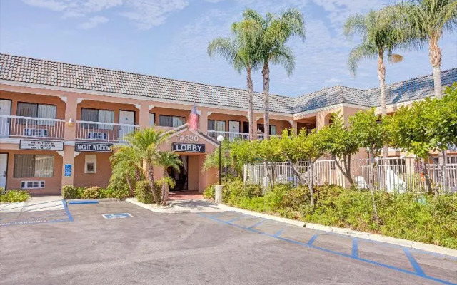 Days Inn by Wyndham Whittier Los Angeles