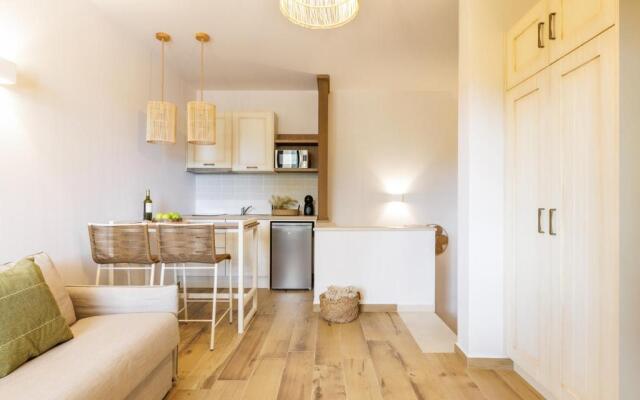 Kastri Elia Suites