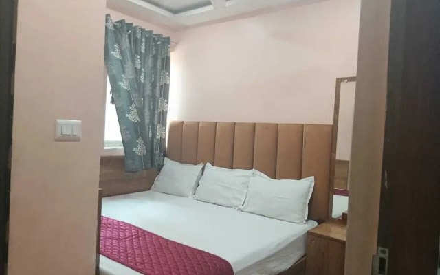 Deteex Hotel Babli