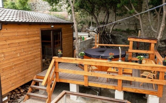 Villa Feliche Guest House