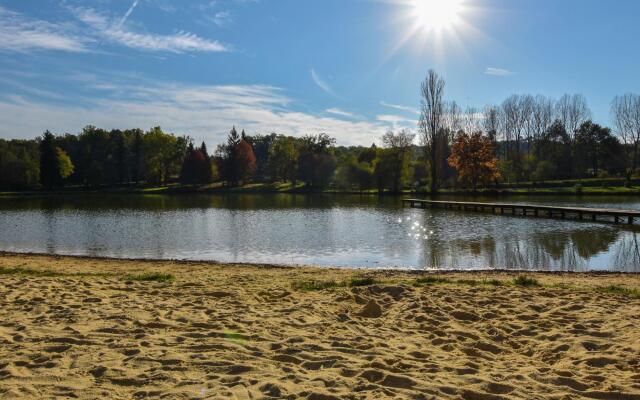 Rurally Located Holiday Home With Magnificent View, Close to Cazals