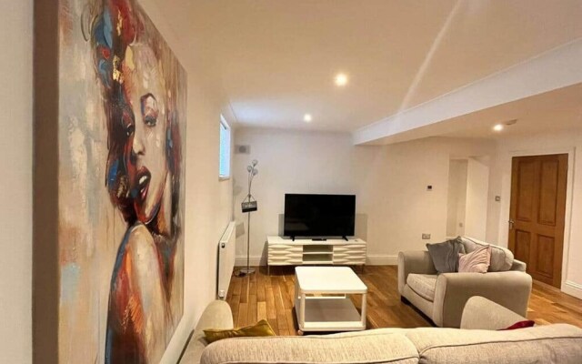Inviting 1-bed Apartment in Banbury