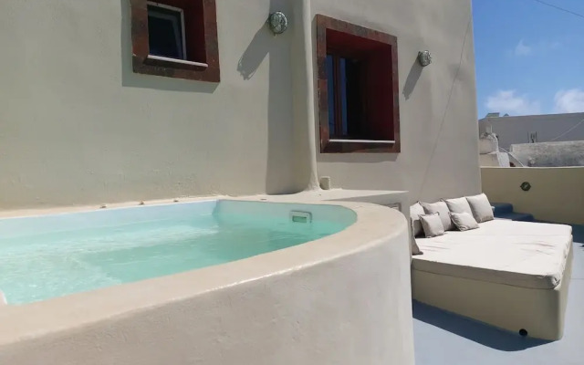 Diva Santorini Luxury Villa