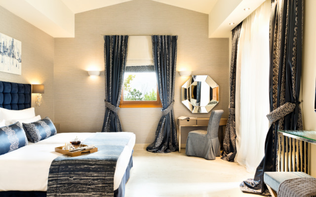 Курорт Sani Resort