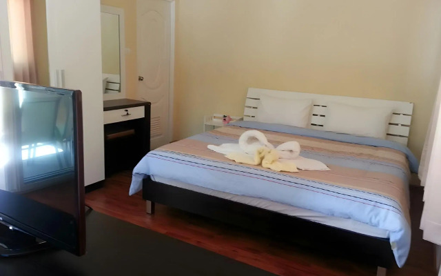 Khanom Garden Suite Resort