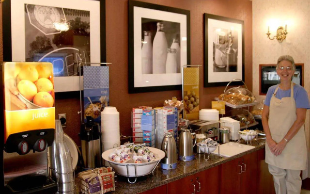 Hampton Inn Columbus-South