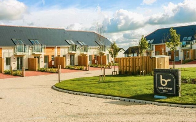 24 Bay Retreat Villas