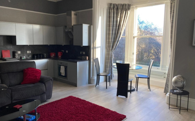 Luxury Apartment At Barron House