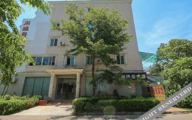 Xianyaju Hotel