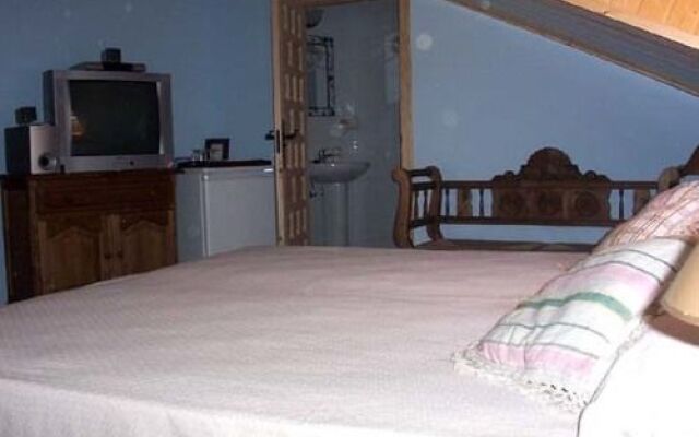 Hostal Rural El Manantial De Gredos