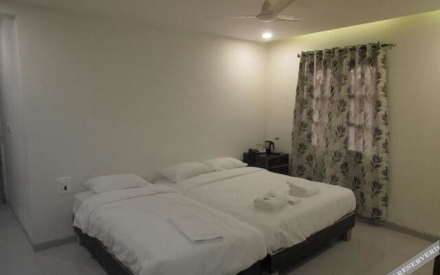 OYO 14532 Hotel Avisha Residency