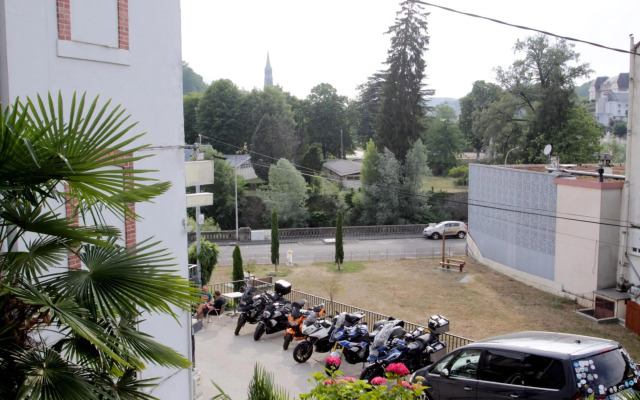 Hotel Montfort