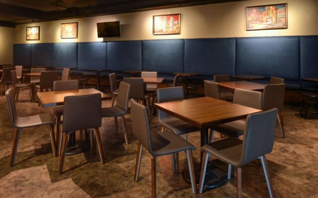 Best Western Royal Sun Inn & Suites
