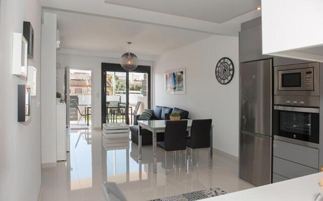 Playa Elisa Bay 108-113