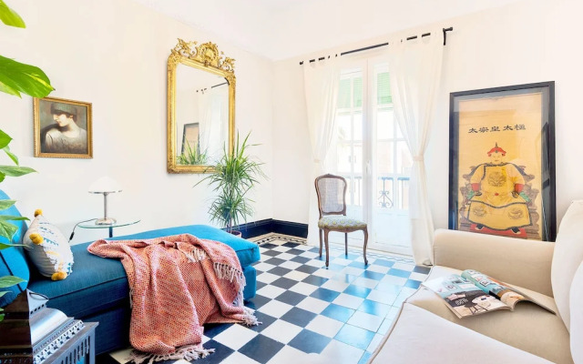 Genteel Home Romanilla