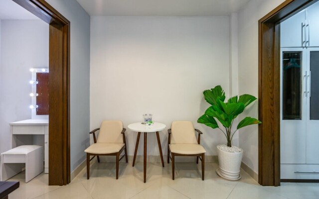 Zeta Apartment