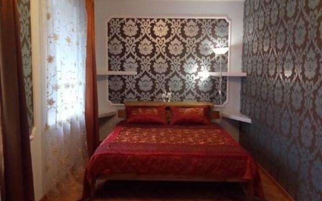 Apartment on Zamkovaya 12