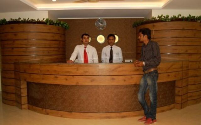 Hotel Ashoka Palace