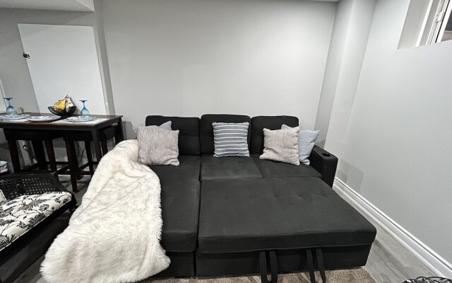 Luxury 2 bedroom 2 full baths rooms