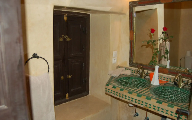 Riad Les Trois Palmiers El Bacha