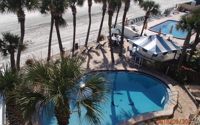 Flamingo Inn Beachfront