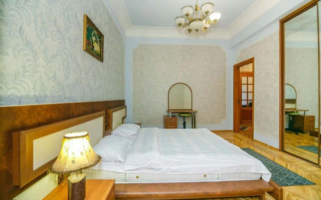 Zarifa Aliyeva Bedroom 1