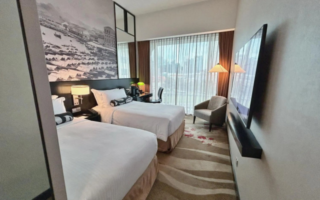 Отель The Robertson House by The Crest Collection