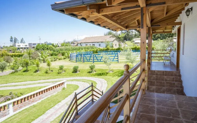 Condor Antisana Lodge