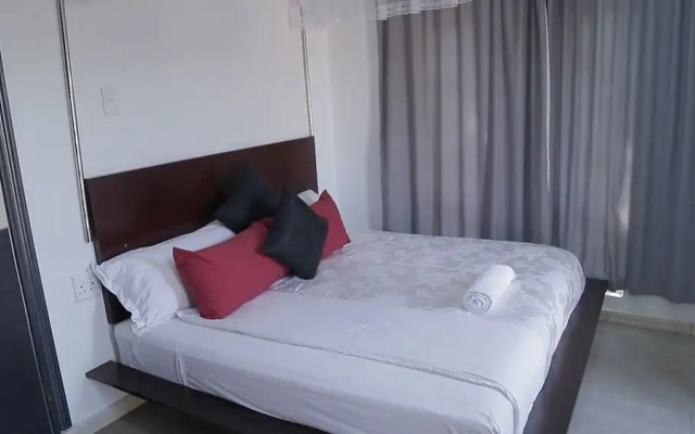 Commonlens Inn Hotel.