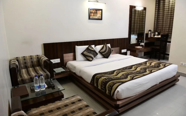 Hotel Ravisha Continental