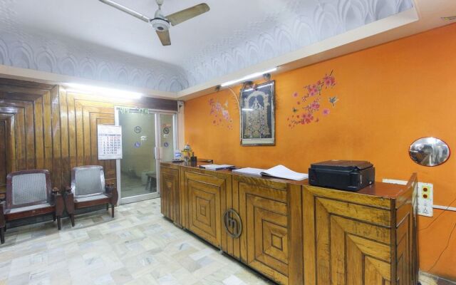 Spot On 62694 Hotel Maruthi