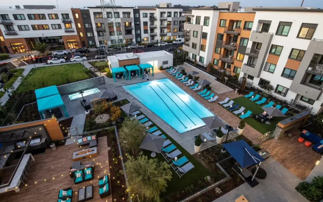 Luxury Condos Menlo Park