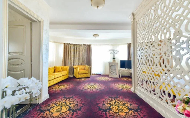 Hotel Belona