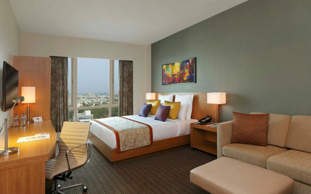 Novotel Lucknow Gomti Nagar Hotel