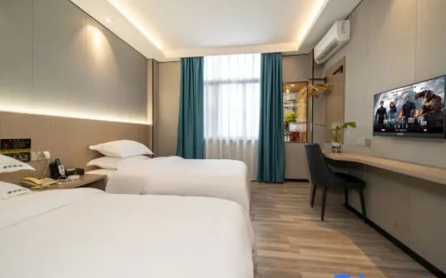 Yiduoyuepin Hotel (Fengcheng Railway Station Jianyi Avenue)