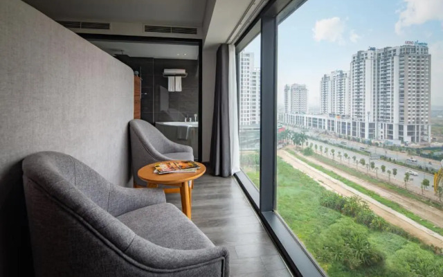 Pentstudio West Lake Hanoi