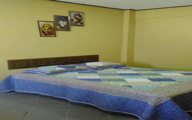 OYO Homes 90590 Mazhomestay