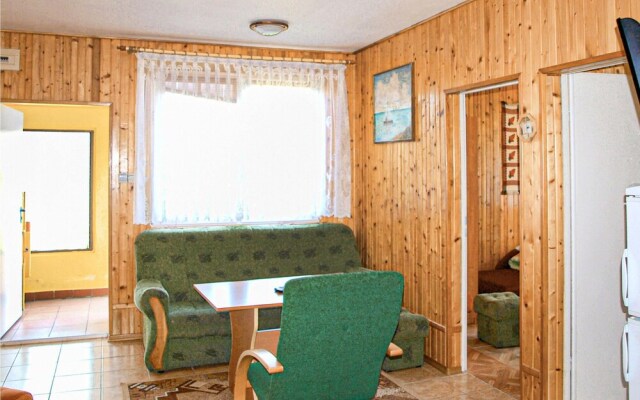 Beautiful Apartment in Kopalino With 2 Bedrooms and Wifi