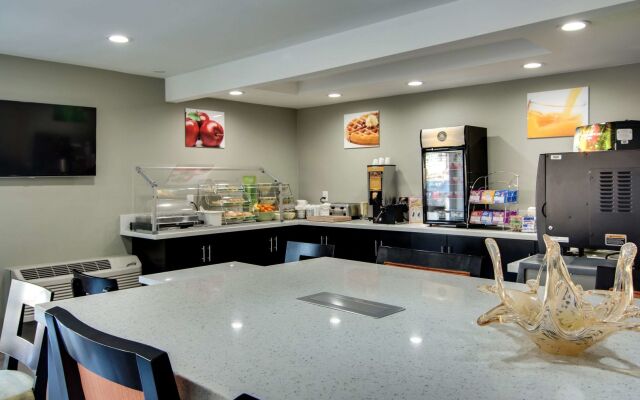 Quality Inn & Suites Athens University Area